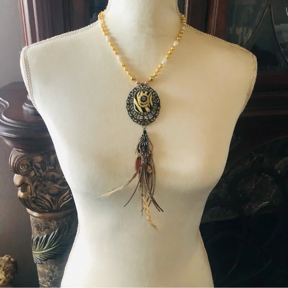 Handcrafted repurpose freshwater pearl feather claw Czech glass Pearl necklace